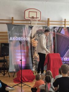 5b0634b3-bd55-4d4c-86f0-9600911bb2f7