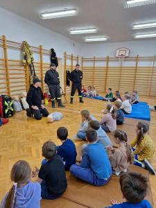 c5720221-7916-4983-8d42-3f8ae1e66031